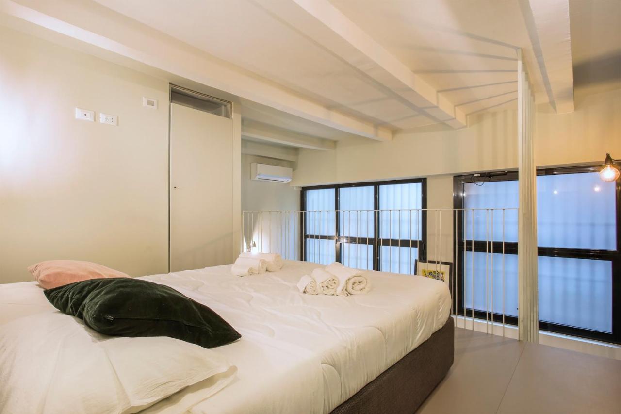 Modern Loft In Porta Venezia - Hosted By Sweetstay ミラノ エクステリア 写真