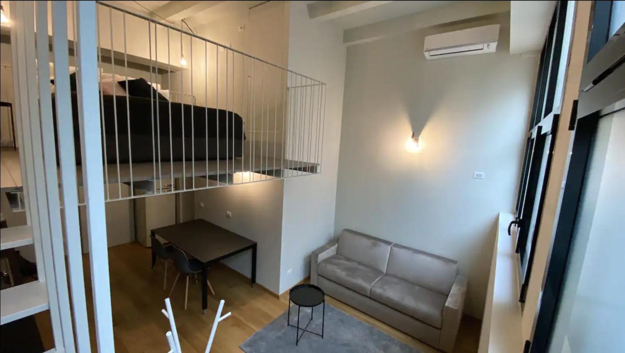 Modern Loft In Porta Venezia - Hosted By Sweetstay ミラノ エクステリア 写真
